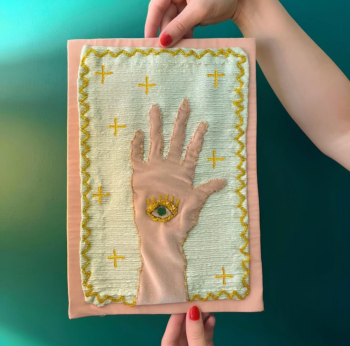 Özlem Şahinler - Büyülü Patiska